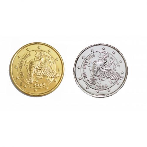LOT Finlande 2005 – 2€uro commémorative dorée et argentée (Ref28274)